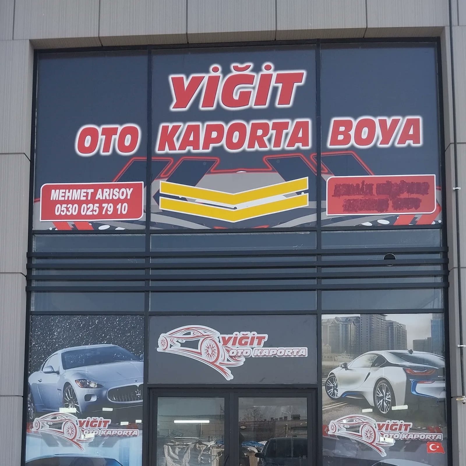 Aksaraylı Yiğit Oto Kaporta Boya atölyesinin Şaşmaz'daki dış cephesi